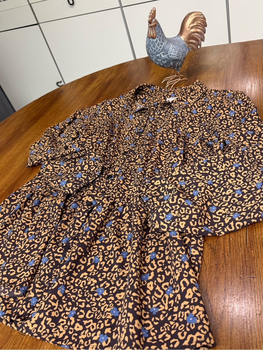 LOGO Lori Goldstein Leopard Floral Print Button Front Swing Tunic Blouse Large - Picture 12 of 12